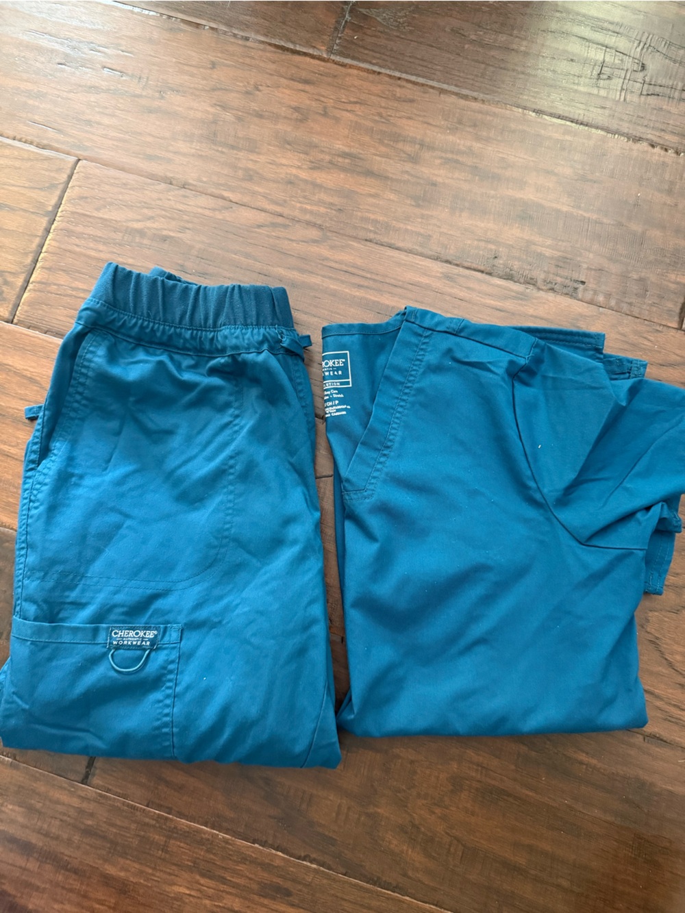Cherokee Caribbean Blue Women’s Scrub Set